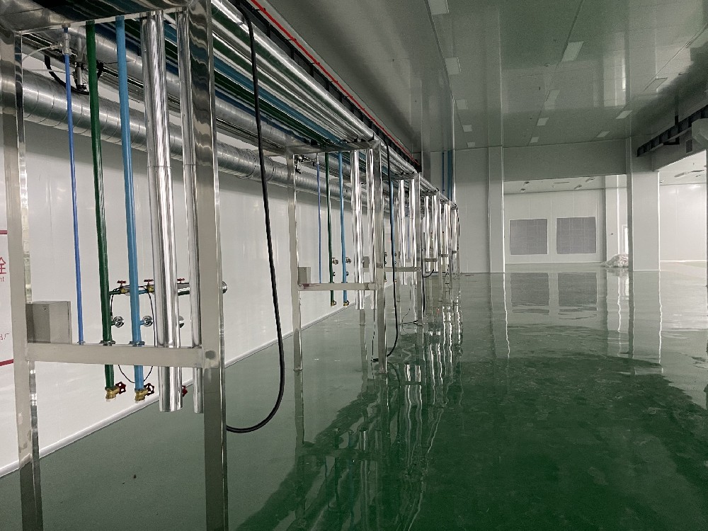 詳細(xì)介紹一下無(wú)塵車(chē)間工程裝修設(shè)計(jì)中的氣流組織設(shè)計(jì)